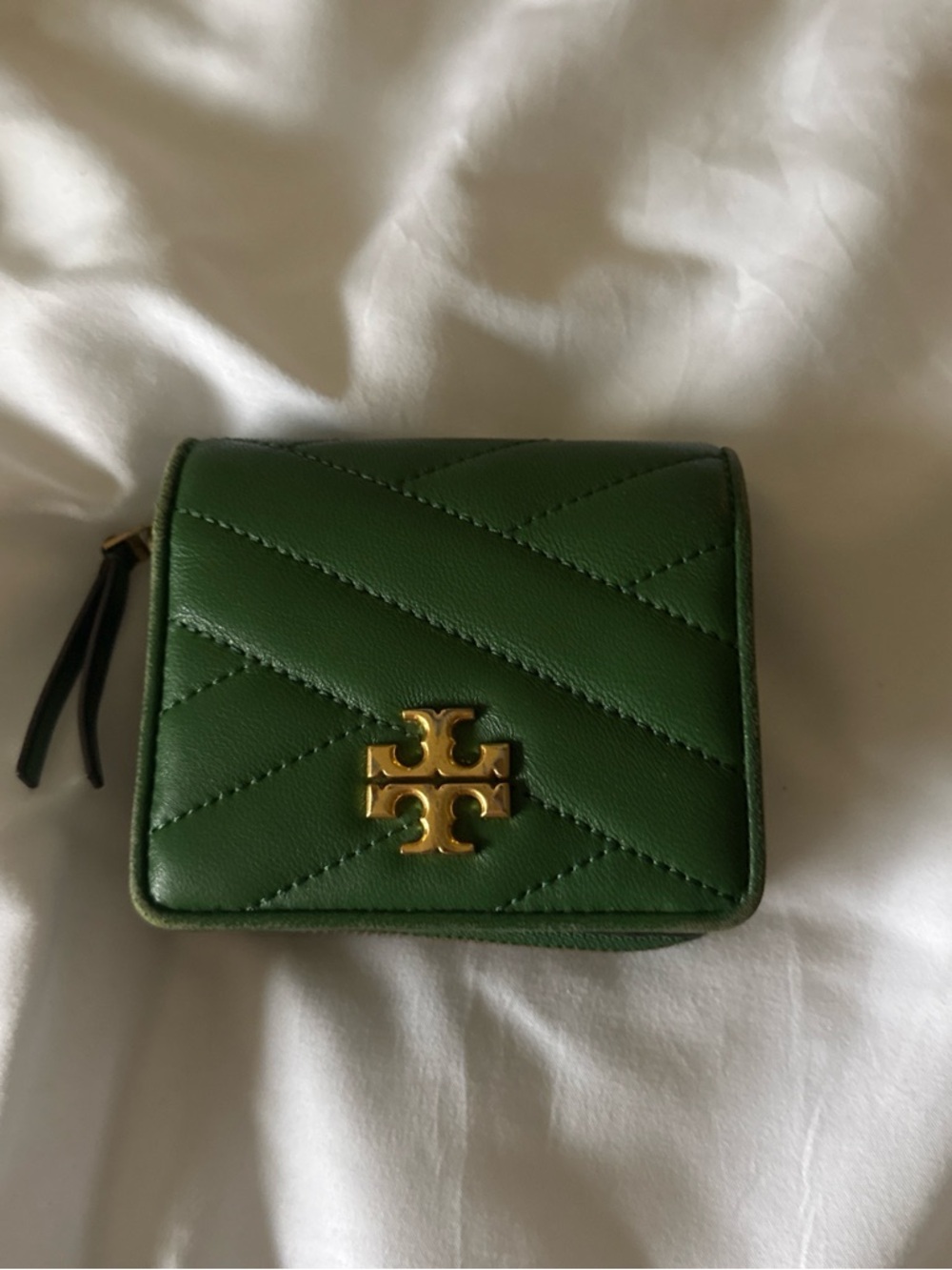 Tory Burch Quilted Green Leather Zip Wallet with Gold Logo
